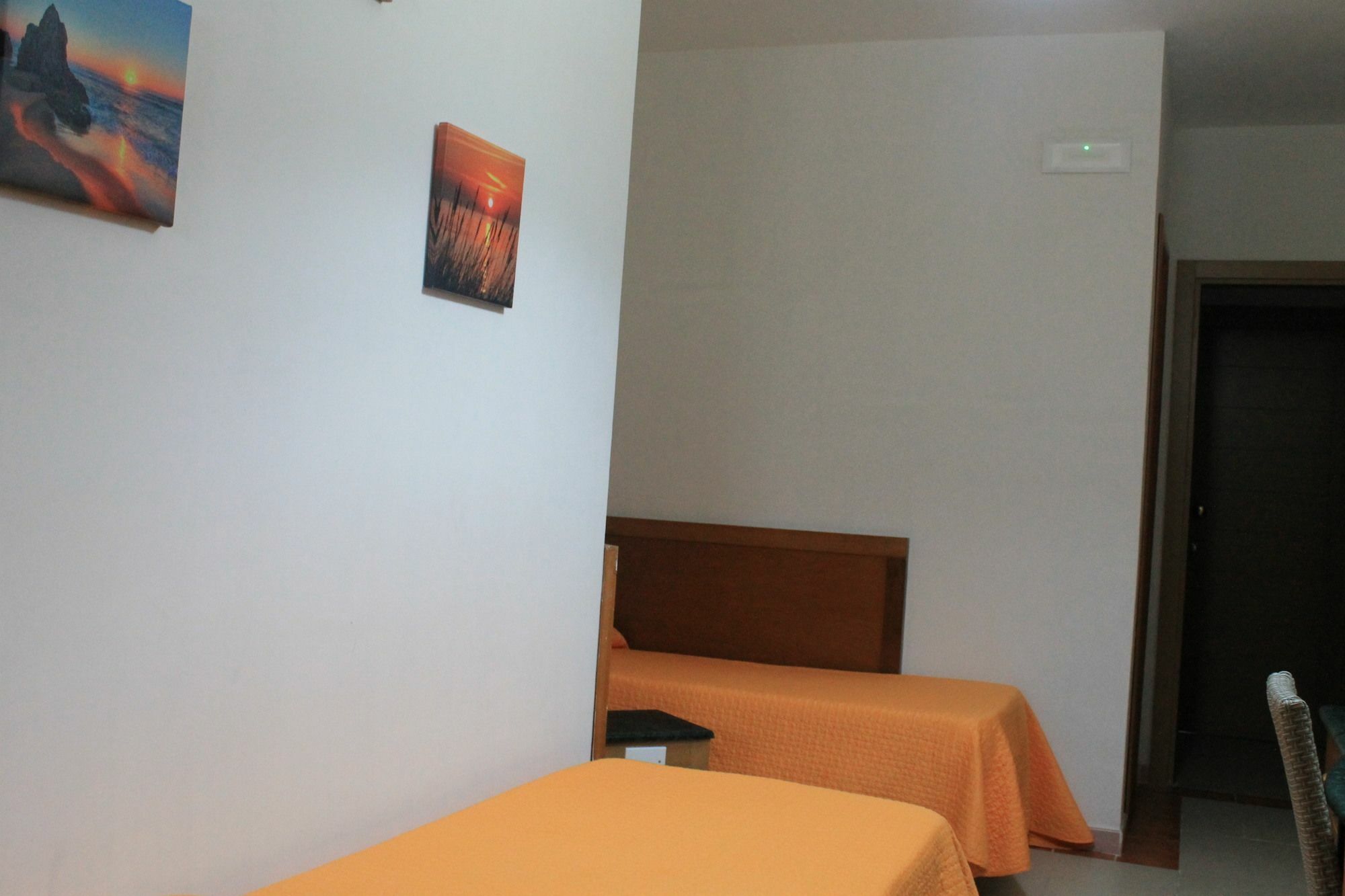 Palazzo Manfredi Vista Mare Con Parcheggio Alojamento de Acomodação e Pequeno-almoço 2*