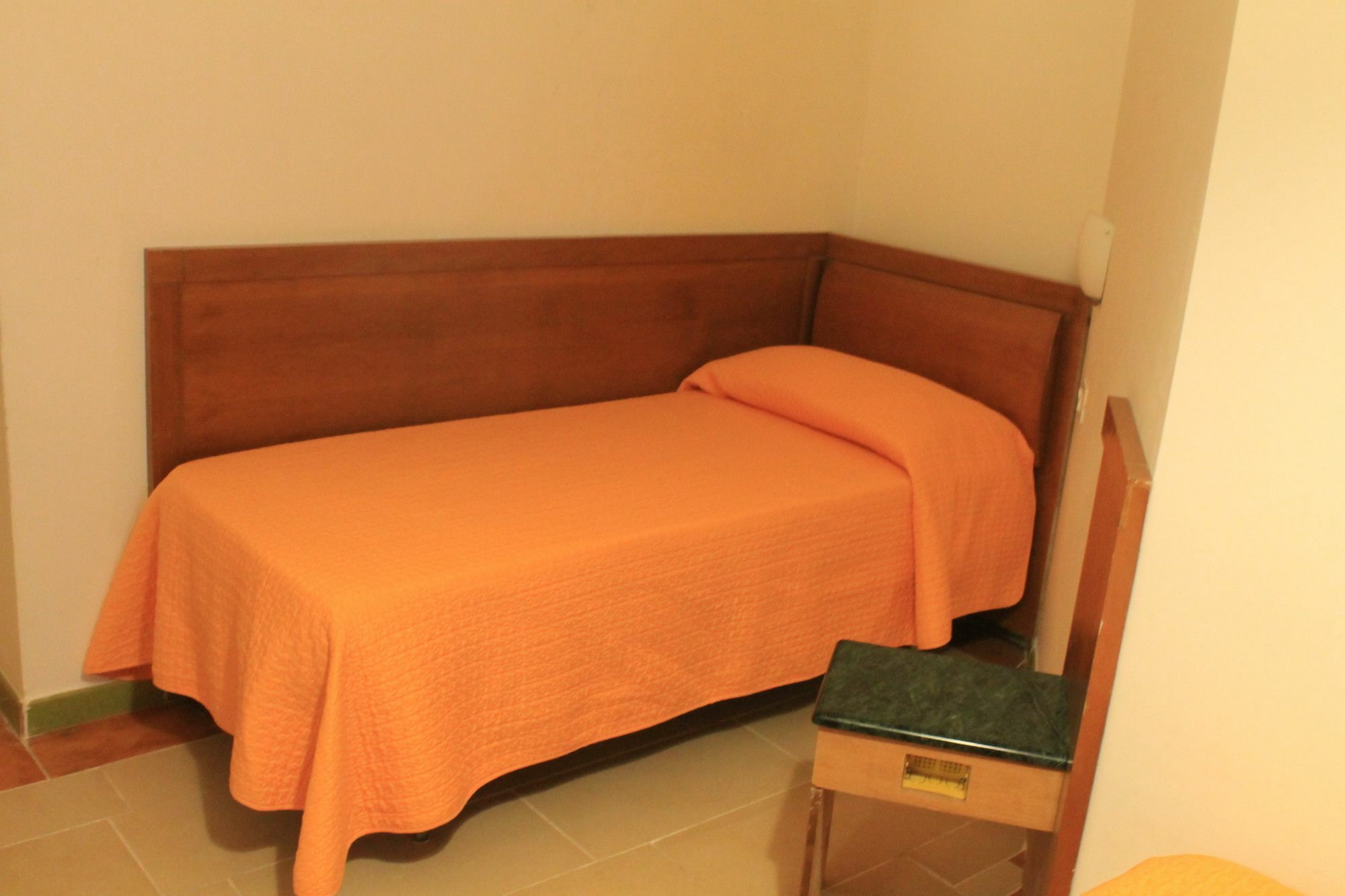 Palazzo Manfredi Vista Mare Con Parcheggio Alojamento de Acomodação e Pequeno-almoço 2*