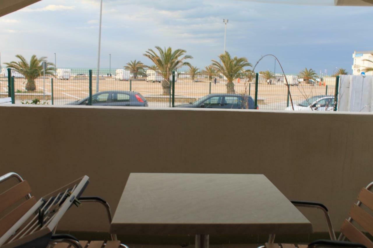 Palazzo Manfredi Vista Mare Con Parcheggio 2*